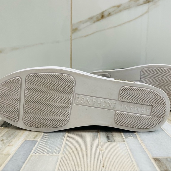 AX Armani Exchange XDX027XCC14 Black and White Sneakers with Gold Accents 7M - Picture 8 of 15